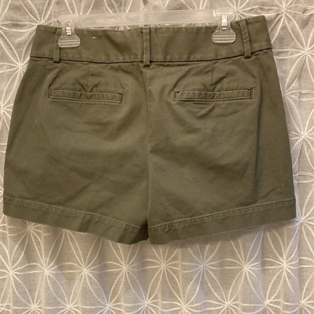 Loft Shorts - Picture 3 of 11